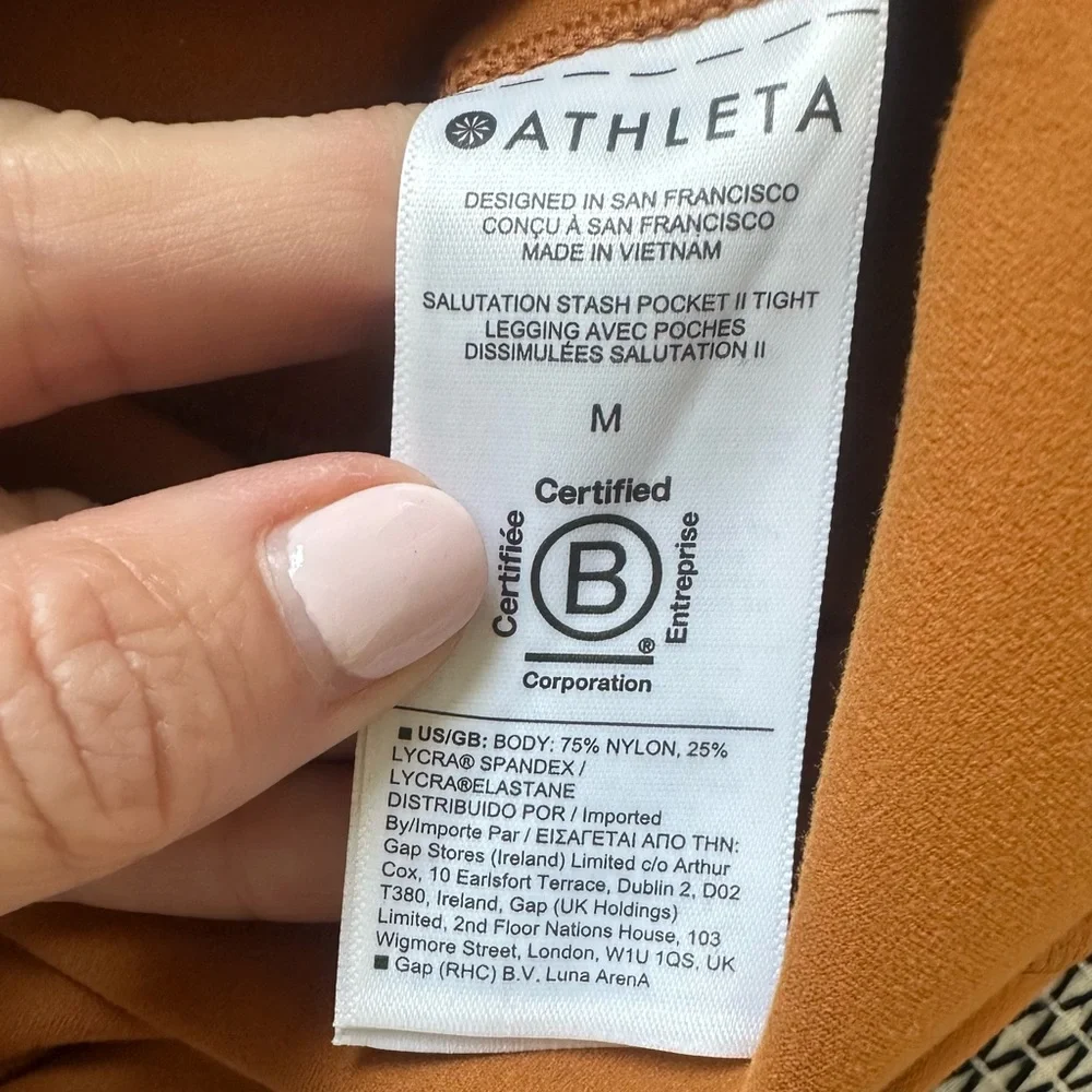 Athleta Salutation Stash Pocket Tight worn 3x Size M, Cattail Brown. - Picture 8 of 8